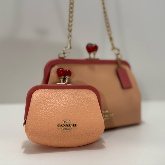 COACH Nora Kisslock Crossbody With Strawberry 🍓Leather Gold/Faded Blush/Taffy - Picture 2 of 16